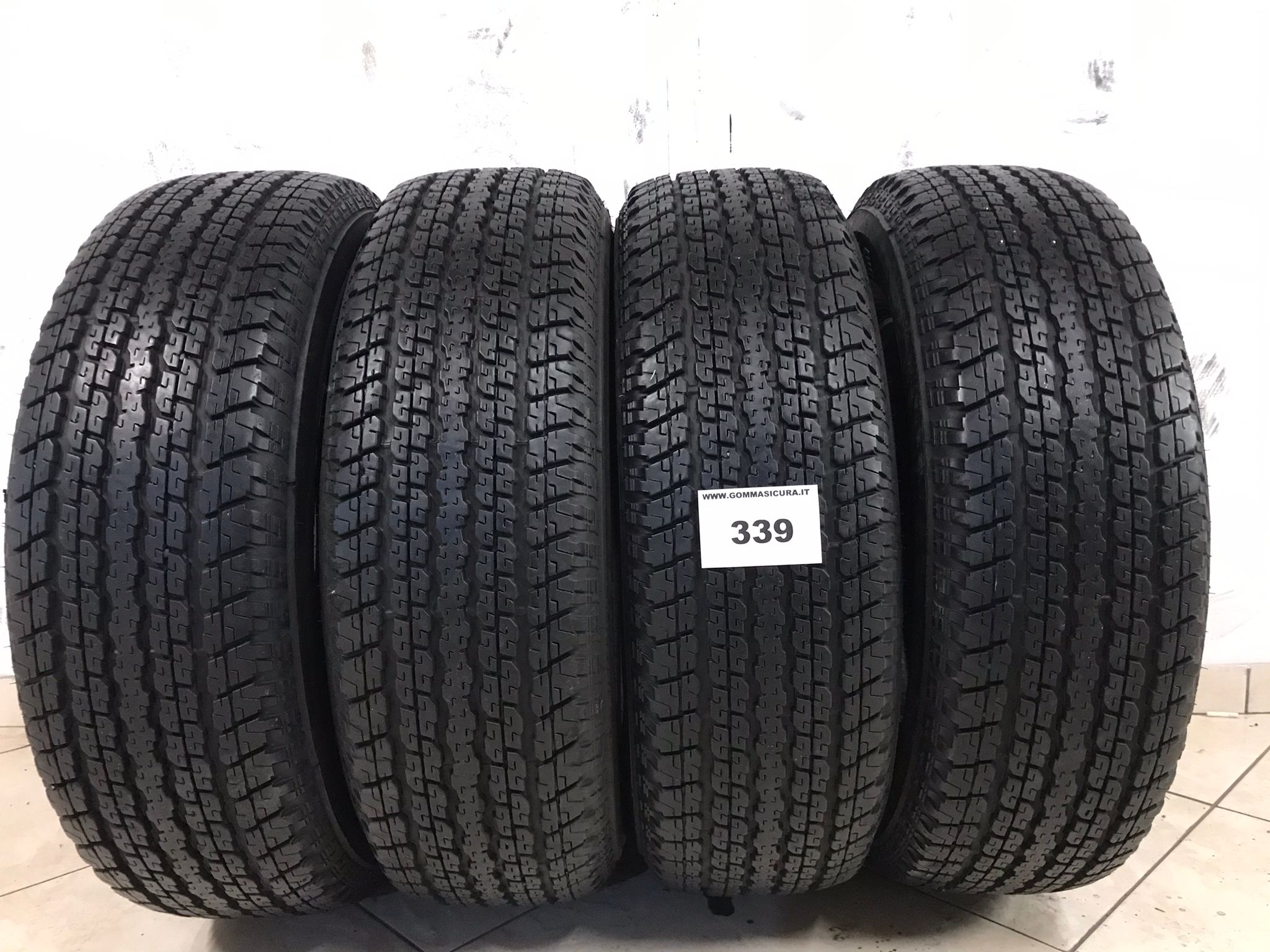 255/70R18 BRIDGESTONE PARI AL NUOVO - Gomma Sicura