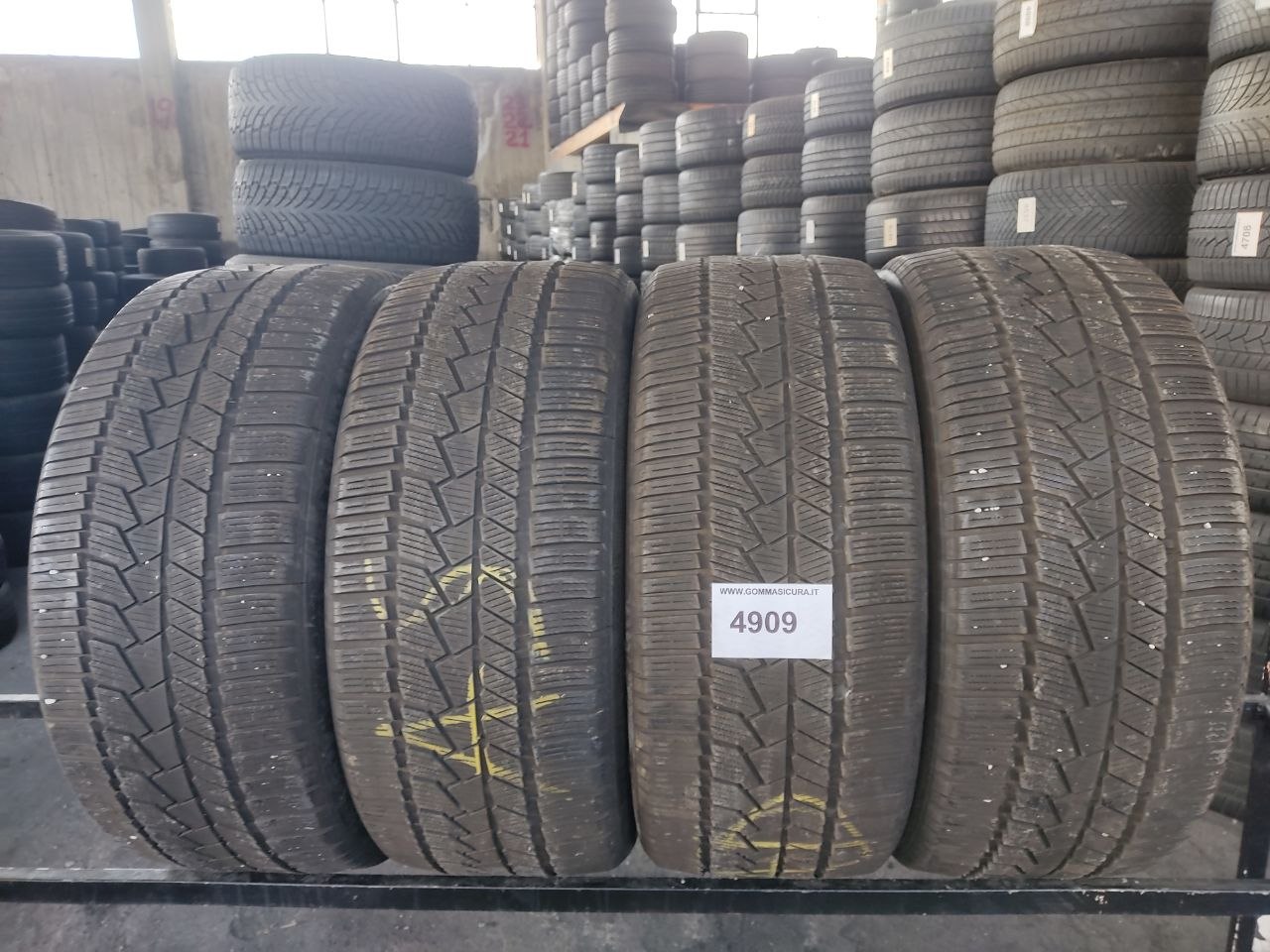 255/40r20 continental