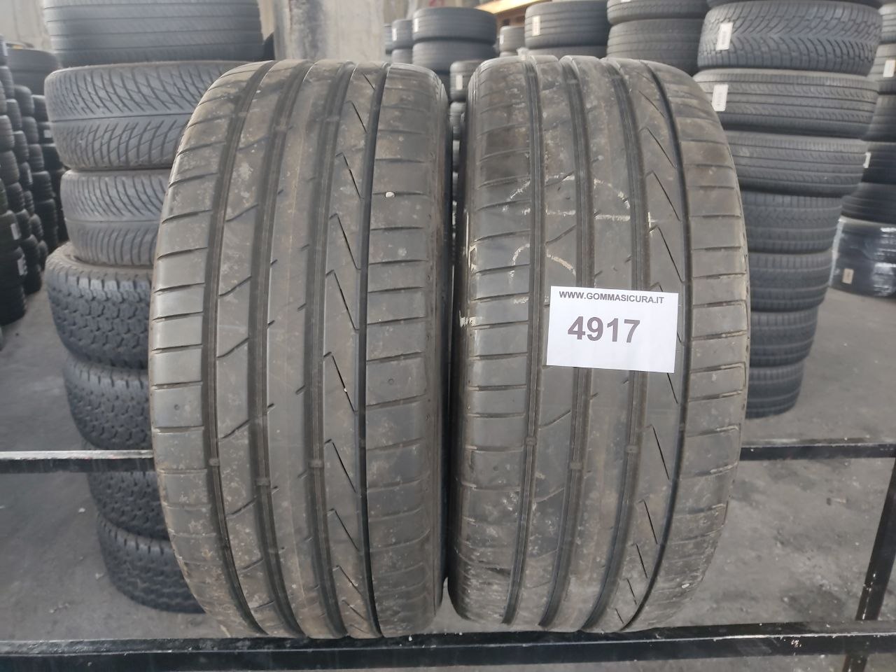 235/40r19 hankook