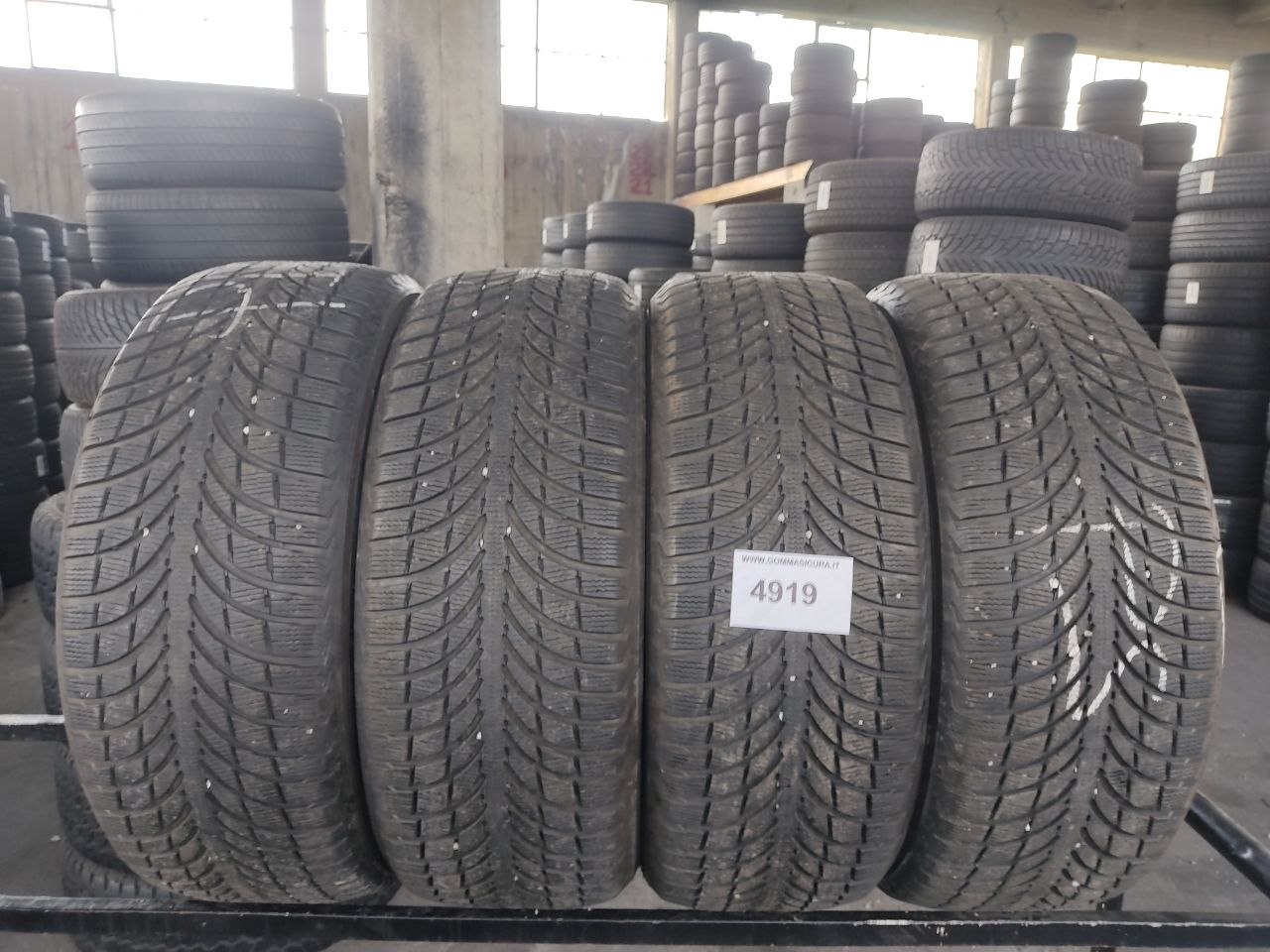 235/50r19 michelin