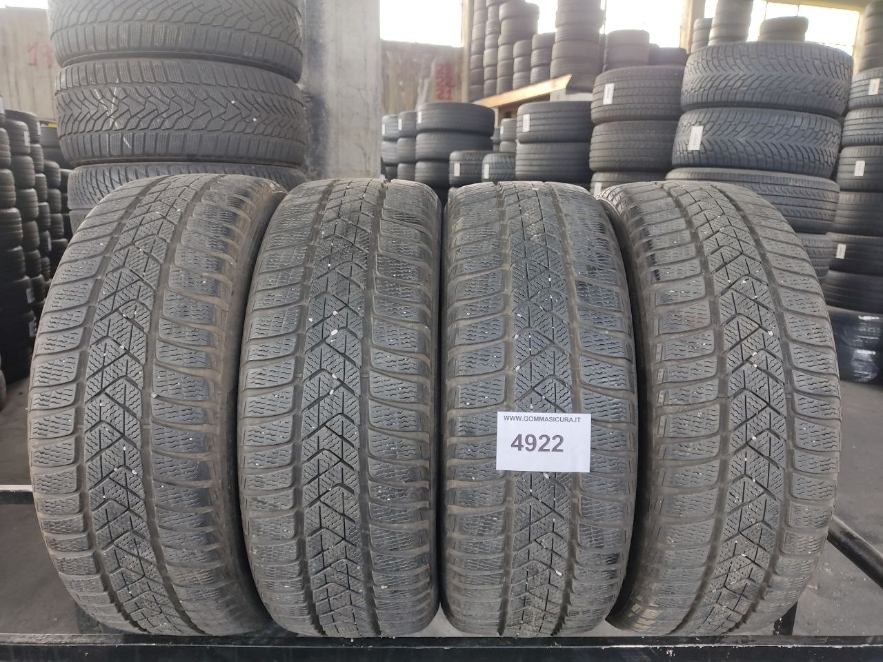 215/50r18 pirelli