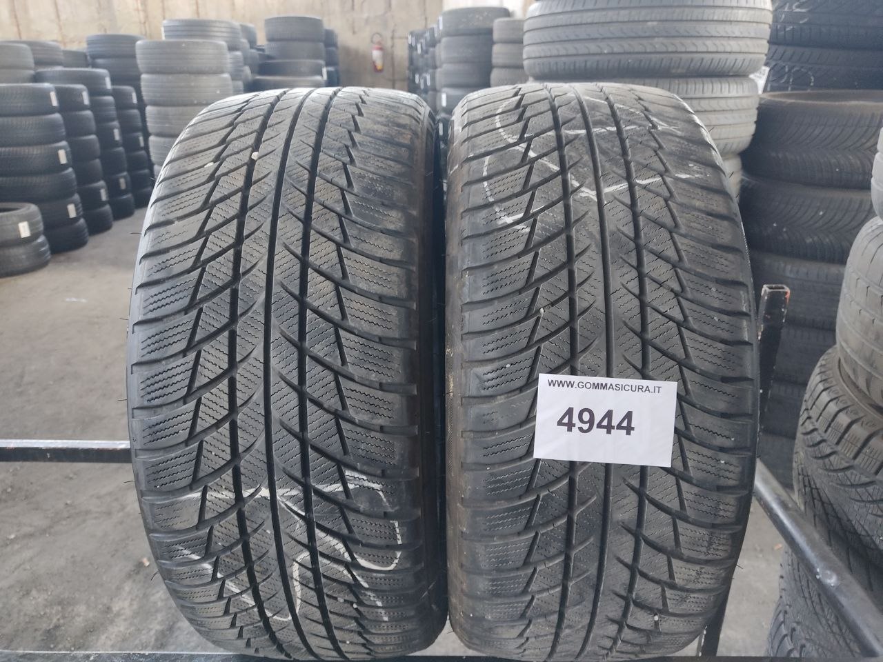 225/40r18 bridgestone runflat