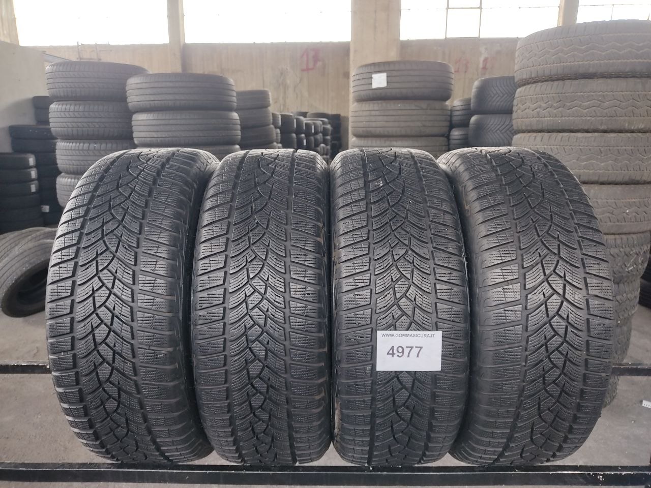 215/55r17 goodyear