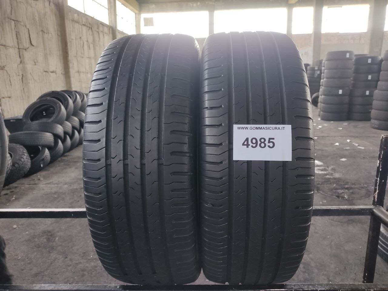 215/55r17 continental