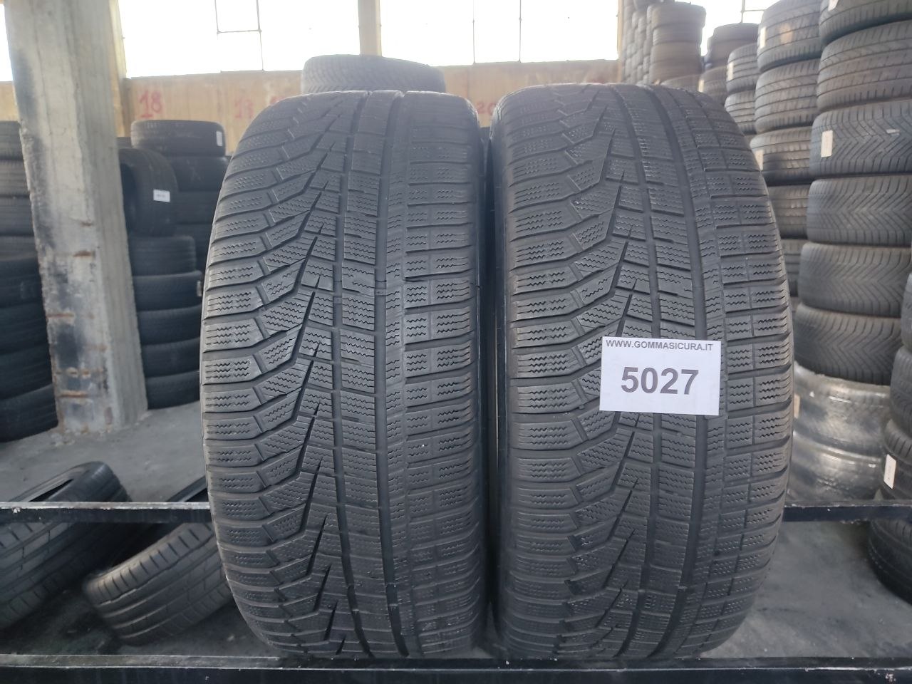 245/40r21 hankook