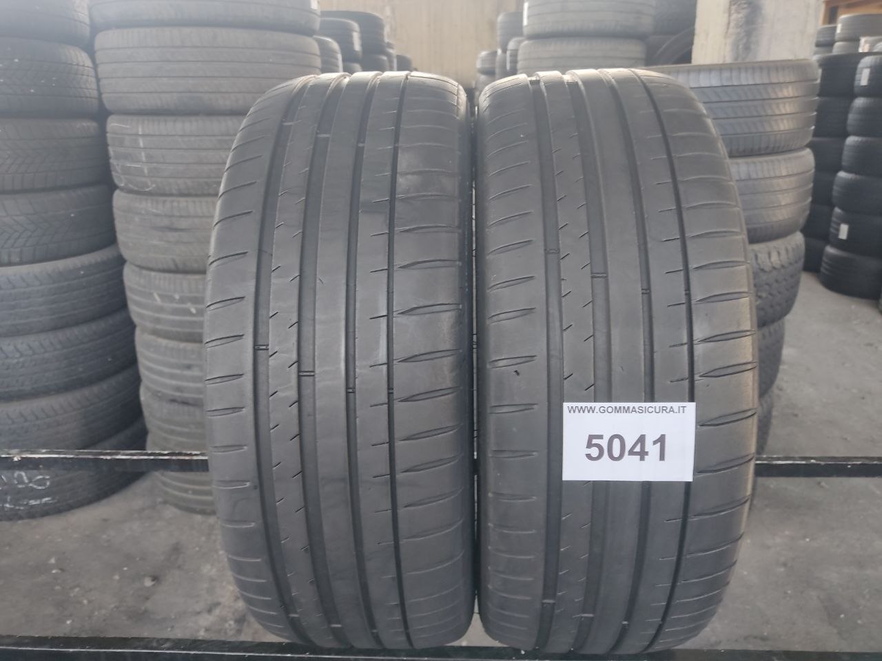 225/45r19 michelin