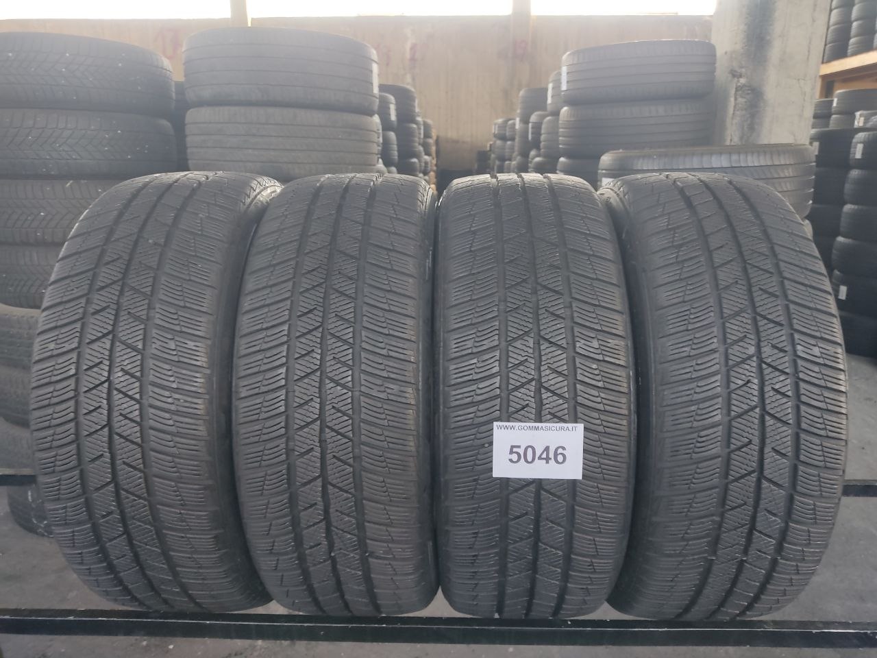 225/45r19 barum