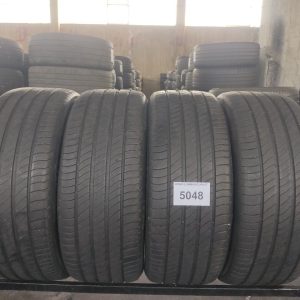 235/50r19 michelin