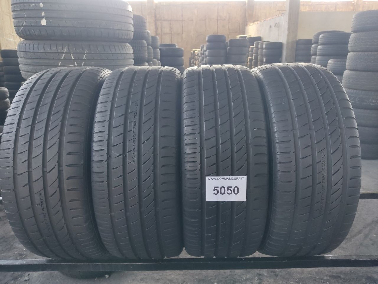225/45r18 general