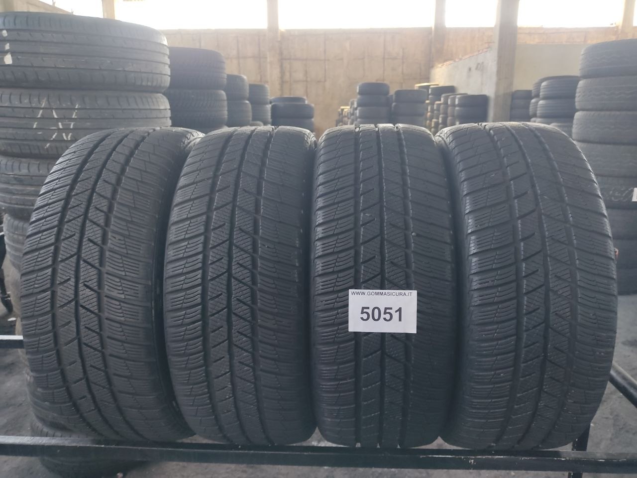 225/45r18 barum