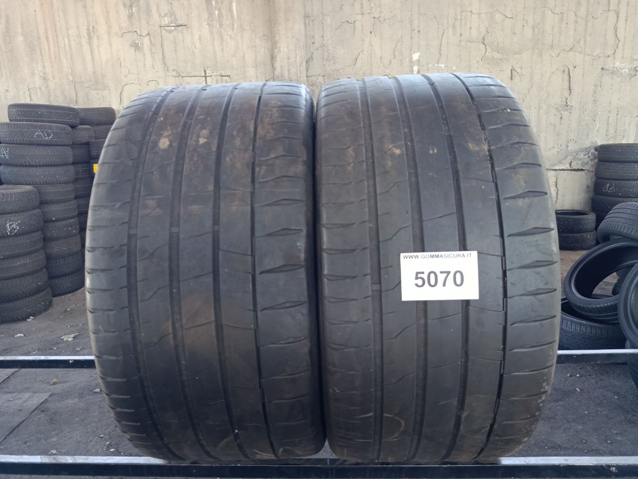 315/35r22 continental