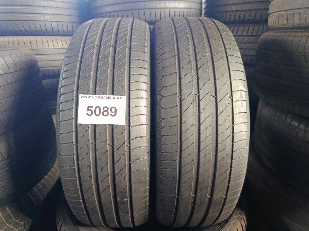 205/55r19 michelin