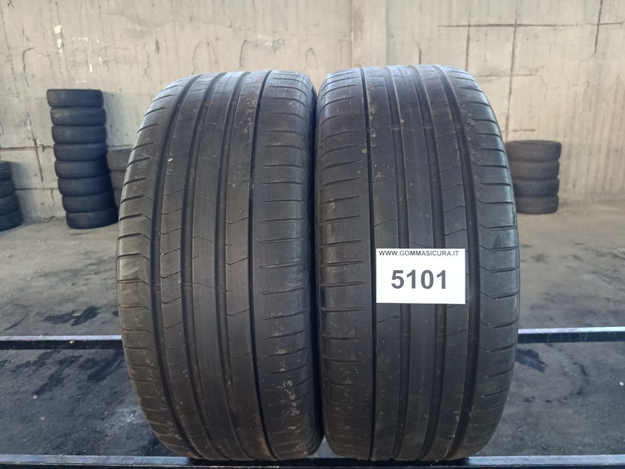 235/40r20 pirelli p zero