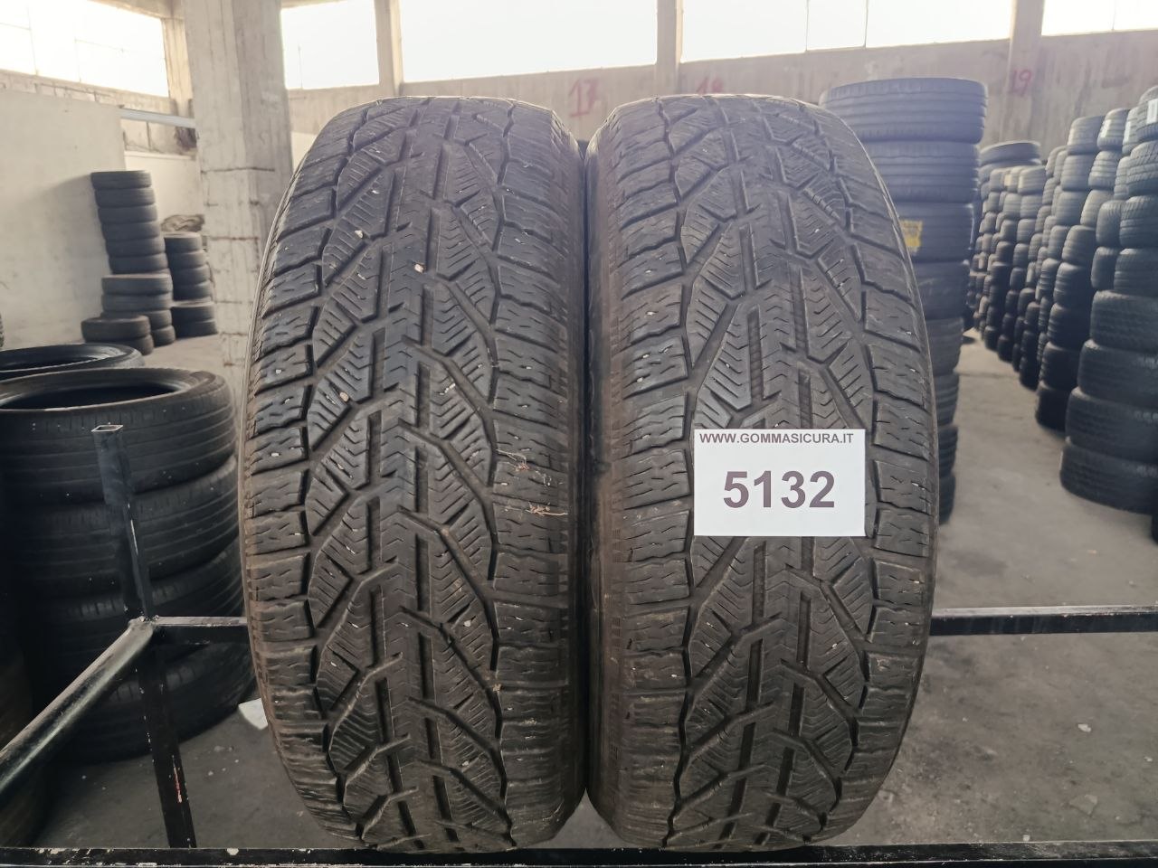 215/55r18 tigar winter