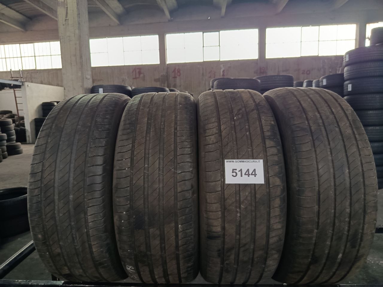 225/55r18 michelin primacy 4