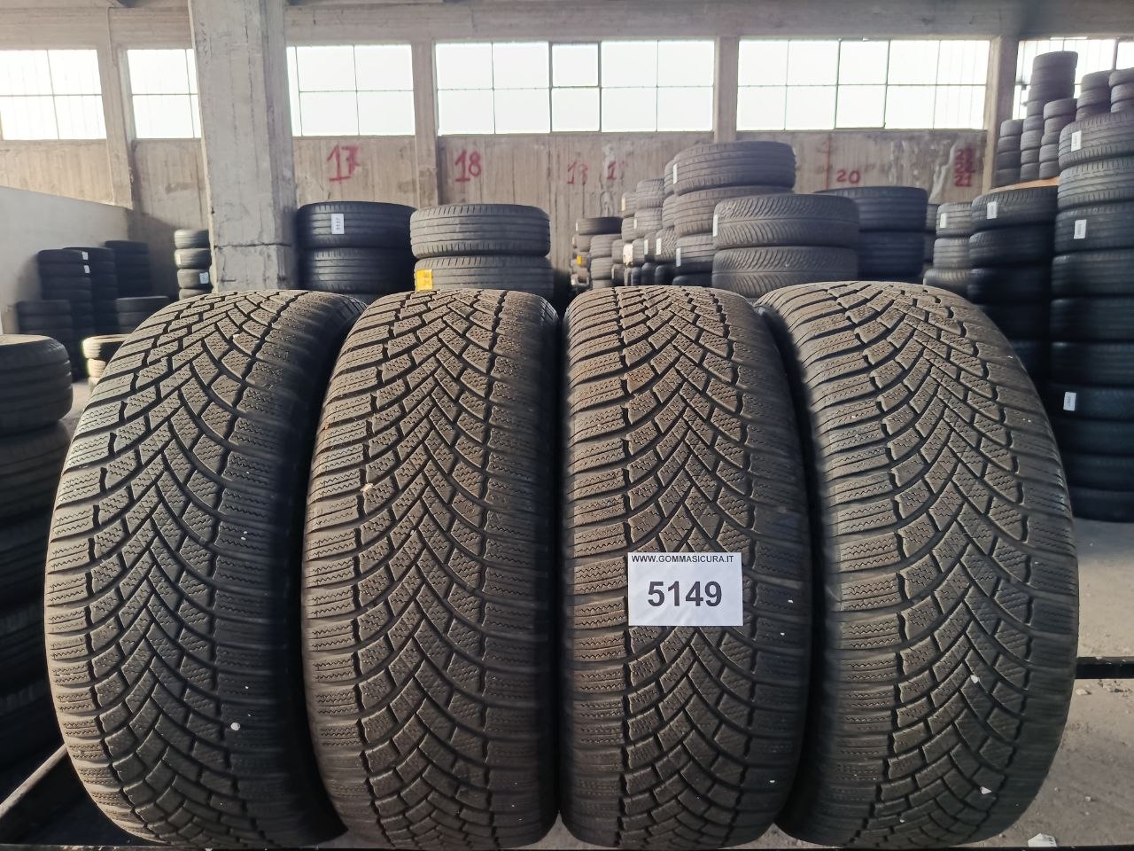 225/50r18 bridgestone blizzak LM 005