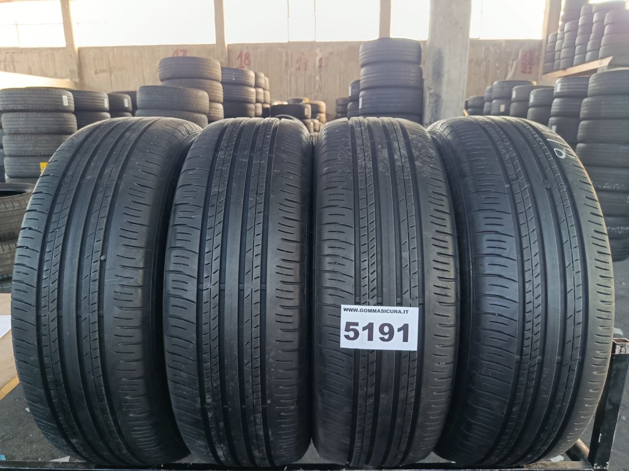 225/60r18 Dunlop Grandtrek Pt30